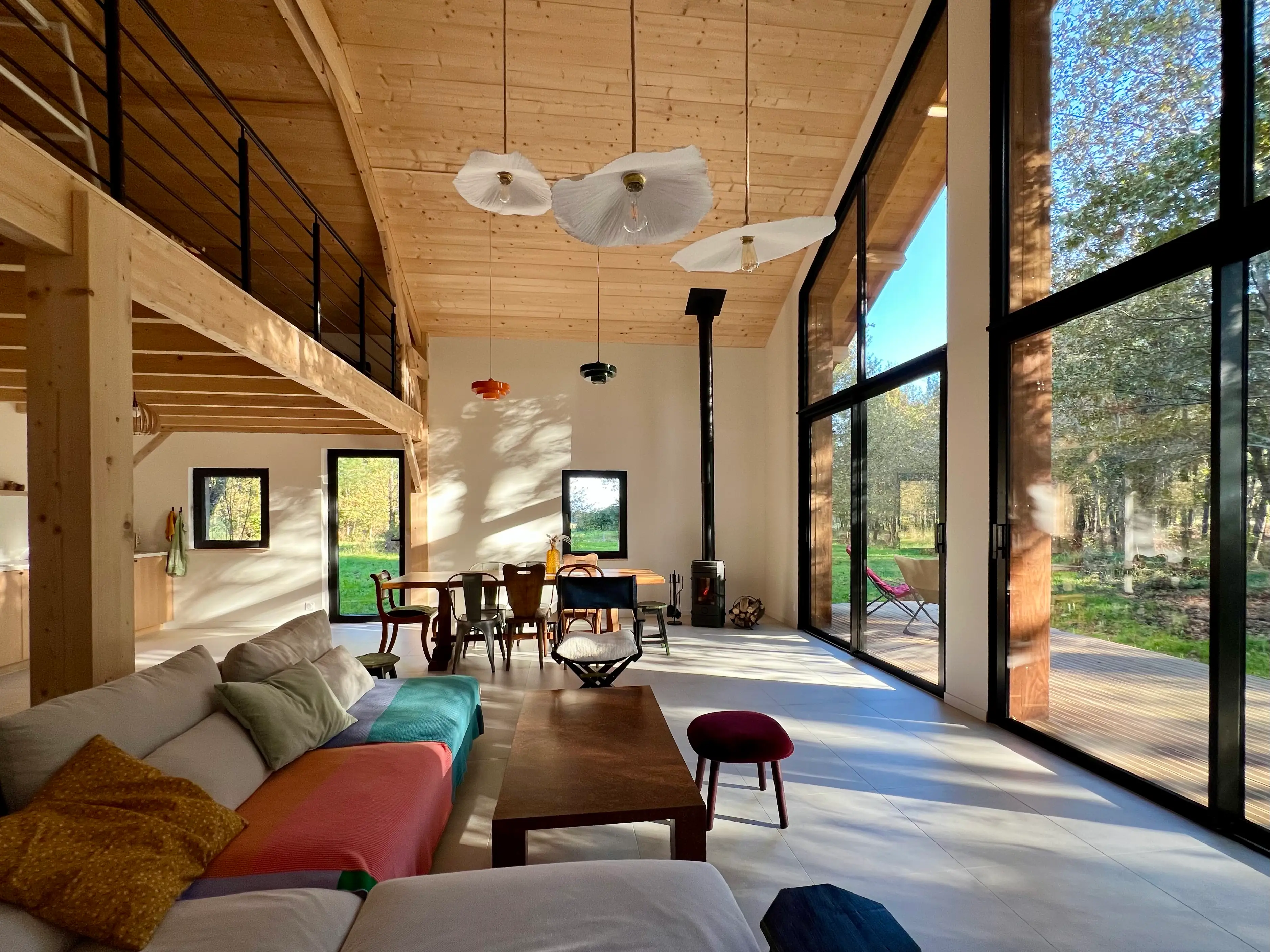 Séjour cathédrale avec mezzanine - Maison vacances famille Landes
